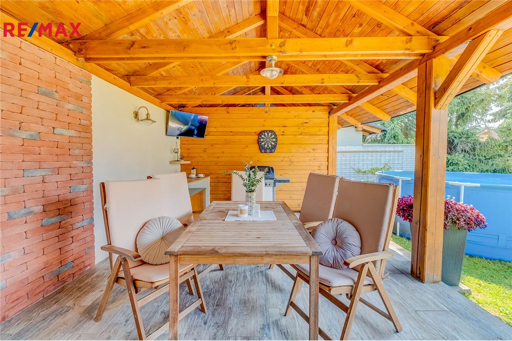 Residential - House - Mělník, Stredocesky region - Czech Republic - 23 - 29288082-135