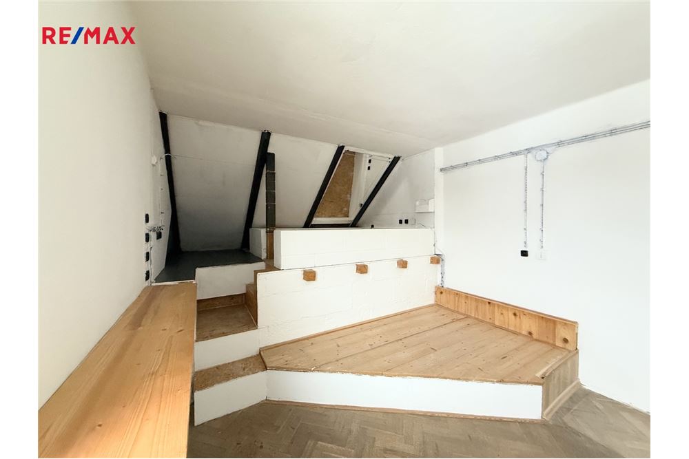 Residential - Condo/Apartment - Staré Město pod Landštejnem, Jihocesky region - Czech Republic - 9 - 29288080-55