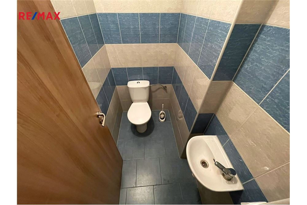 वाणिज्यिक - ऑफिस ब्लाक - Hodonín, Jihomoravský kraj - Czech Republic - 9 - 29211050-436