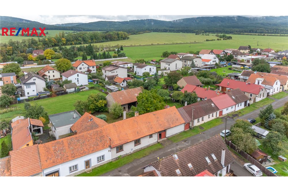 Prédio Habitacional - Casa - Hostomice, Středočeský kraj - Czech Republic - 3 - 29234029-380