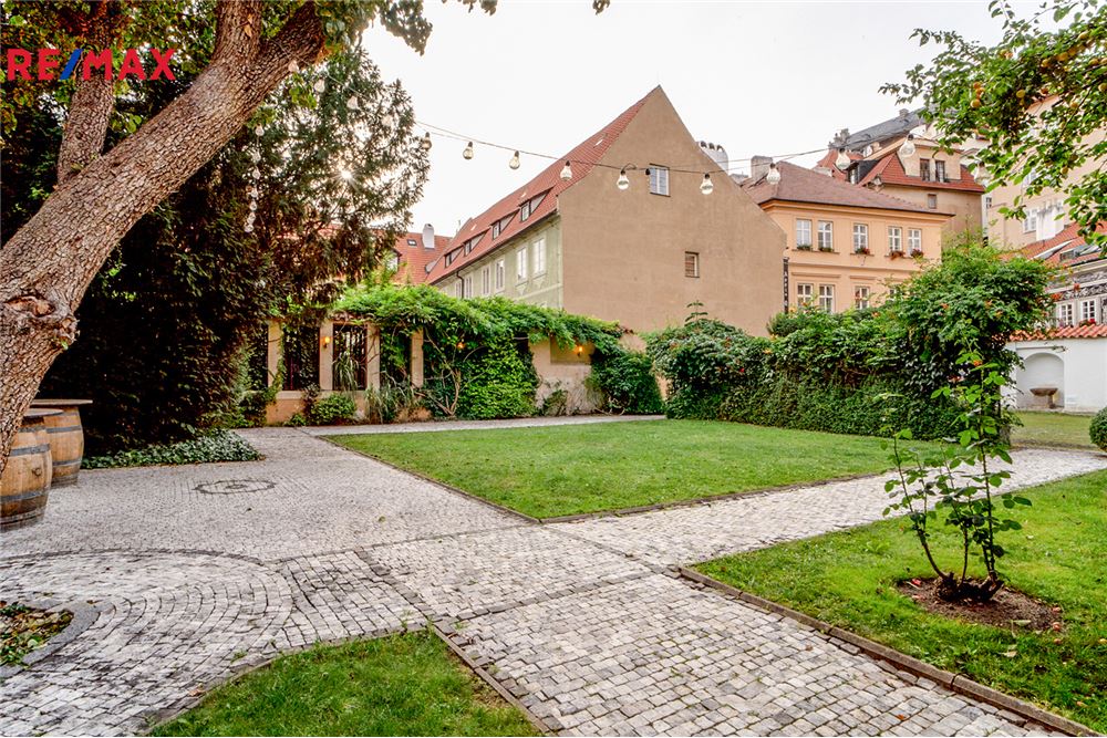 Commercial - Office Block - Prague 1, City of Prague - Czech Republic - 6 - 29234030-325