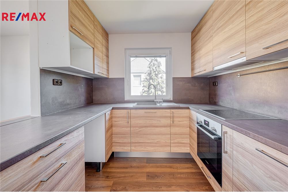 Residential - Condo/Apartment - Úvaly, Stredocesky region - Czech Republic - 5 - 29288132-70