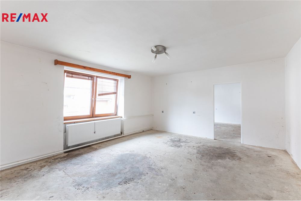 Prédio Habitacional - Casa - Hostomice, Středočeský kraj - Czech Republic - 14 - 29234029-380