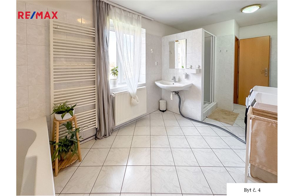 Residential - House - Zvěrkovice, Vysocina region - Czech Republic - 42 - 29229009-86