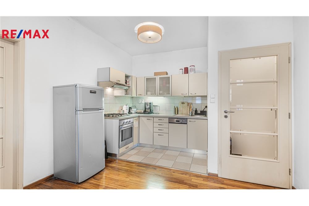 Residential - Condo/Apartment - Prague 7, City of Prague - Czech Republic - 2 - 29288067-86