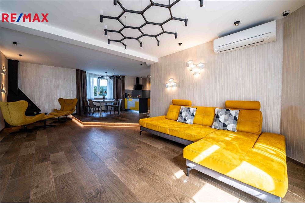 Residential - House - Jesenice, Stredocesky region - Czech Republic - 7 - 29288138-78