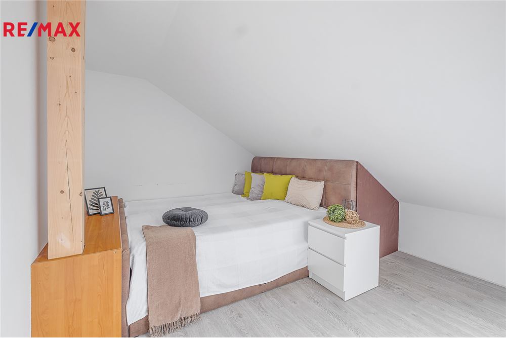 Residential - House - Kolín, Stredocesky region - Czech Republic - 13 - 29288082-160