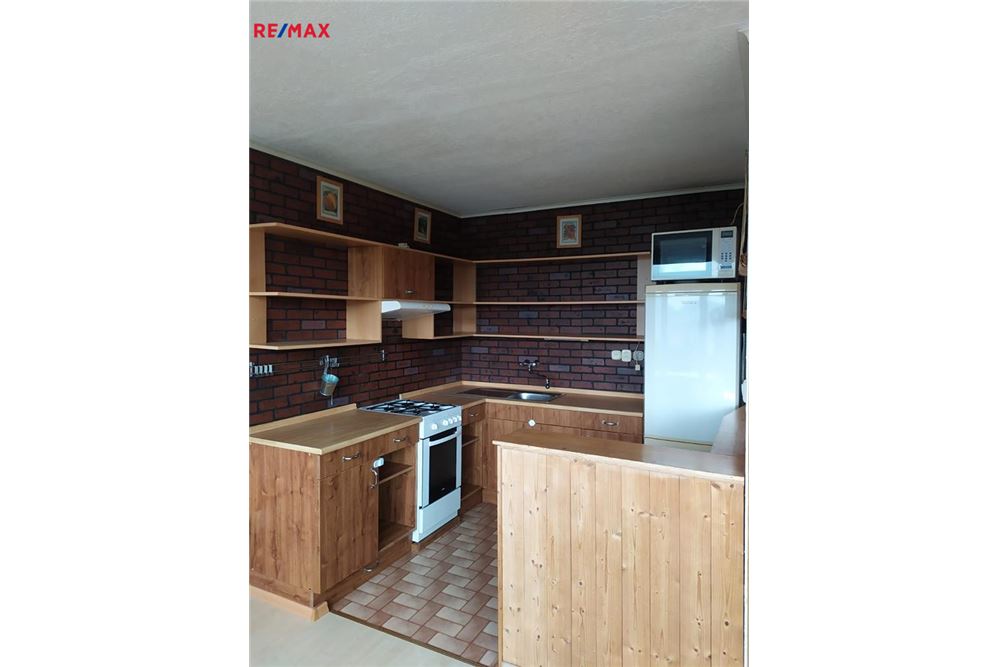 Prédio Habitacional - Apartamento - Most, Ústecký kraj - Czech Republic - 2 - 29234023-160