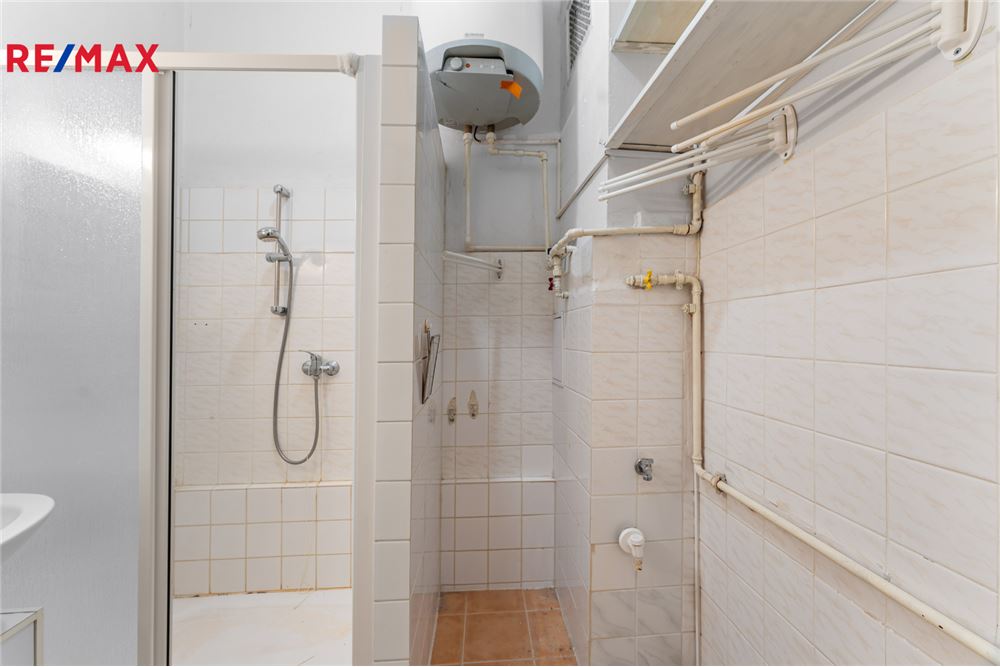 Prédio Habitacional - Apartamento - Praha 3, hl. m. Praha - Czech Republic - 12 - 29234029-346