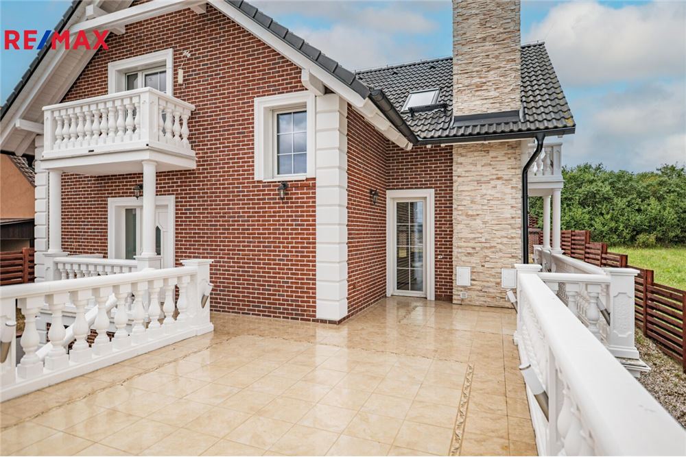 Residential - House - Králův Dvůr, Stredocesky region - Czech Republic - 1 - 29288138-69