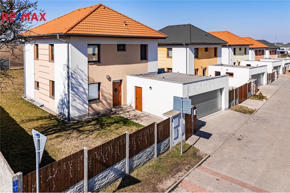 Residential - House - Veleň, Stredocesky region - Czech Republic - 1 - 29288064-124
