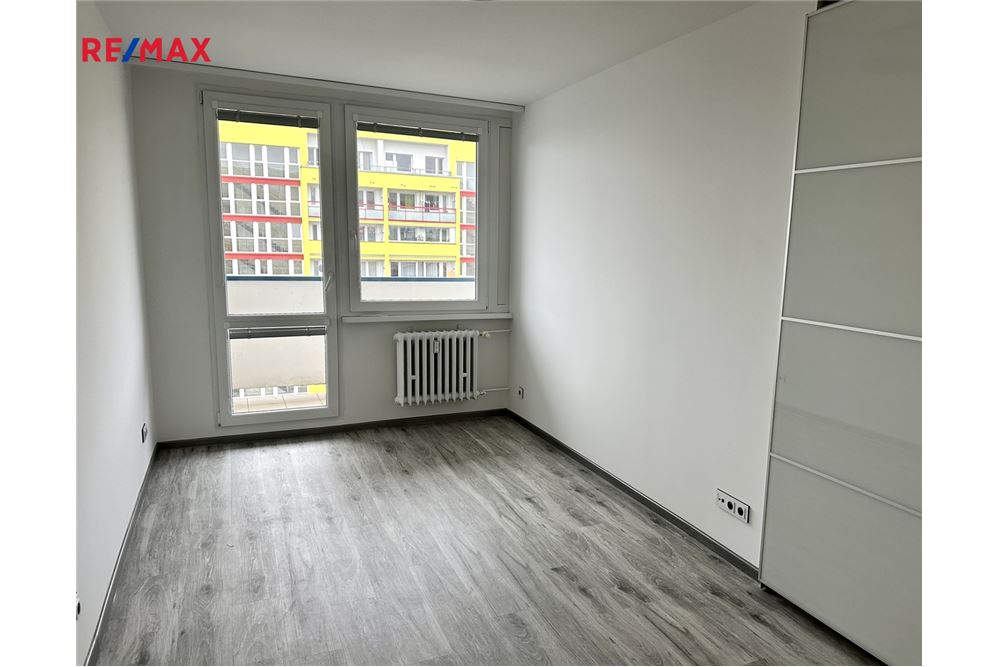 Résidentiel - Appartement - Praha 10, hl. m. Praha - Czech Republic - 9 - 29234019-800