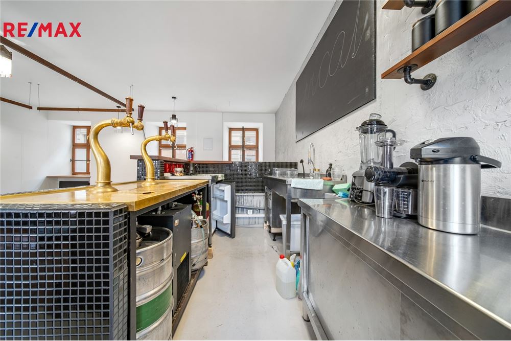 Komerciāli/Tirdzniecības - Lielveikals - Brno, Jihomoravský kraj - Czech Republic - 7 - 29247040-110