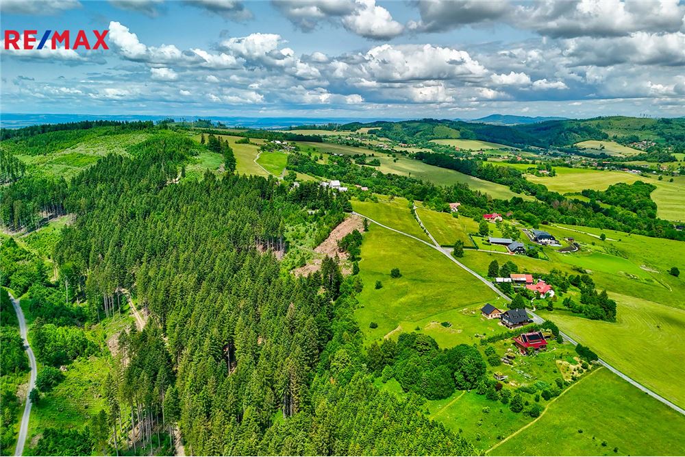 Commercial - Land - Mikulůvka, Zlín region - Czech Republic - 6 - 29288106-107