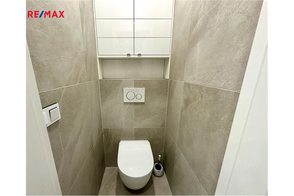 Résidentiel - Appartement - Praha 10, hl. m. Praha - Czech Republic - 18 - 29234019-800