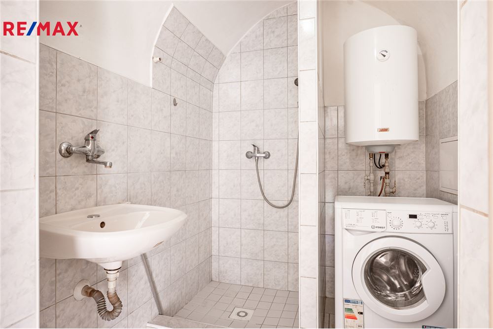 Residential - House - Jemnice, Vysocina region - Czech Republic - 15 - 29229012-101