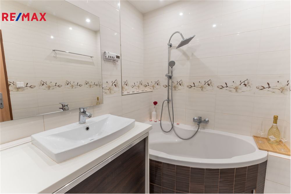 Residential - Condo/Apartment - Prague 10, City of Prague - Czech Republic - 9 - 29288138-79