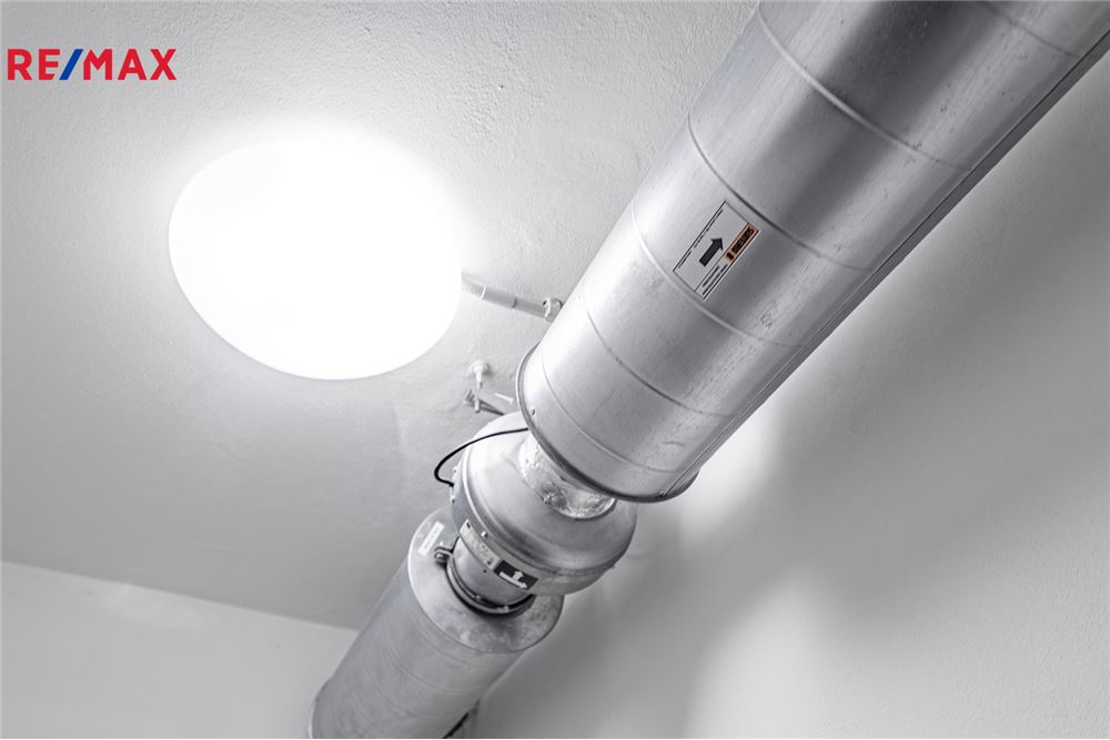 Commercial - Warehouse - Prague 10, City of Prague - Czech Republic - 6 - 29288163-16