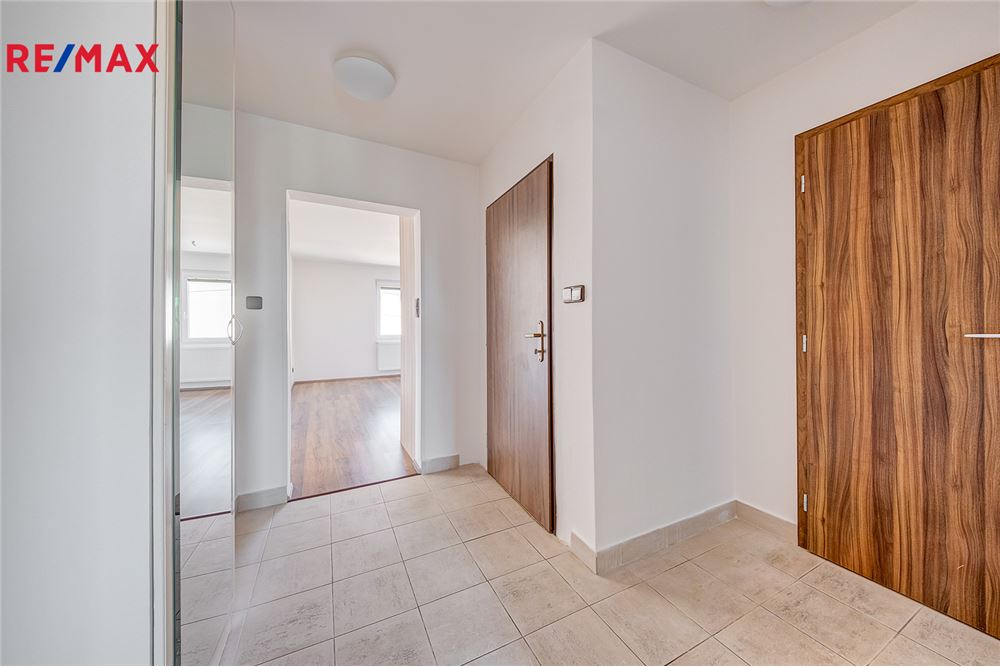 Residential - Condo/Apartment - Úvaly, Stredocesky region - Czech Republic - 11 - 29288132-70