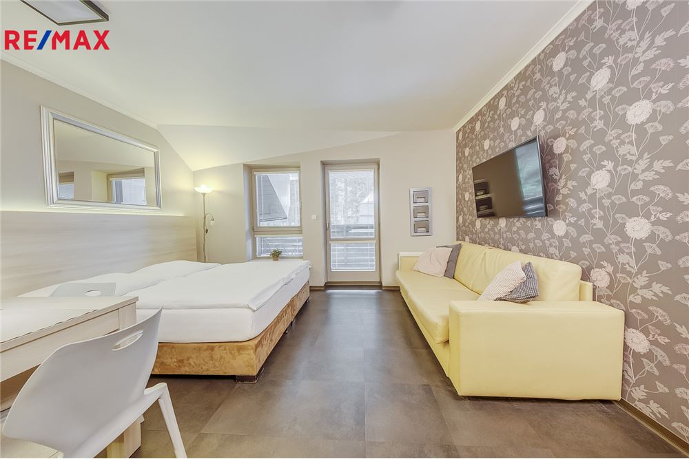 Residential - Condo/Apartment - Jablonec nad Nisou, Liberec region - Czech Republic - 9 - 29288132-84