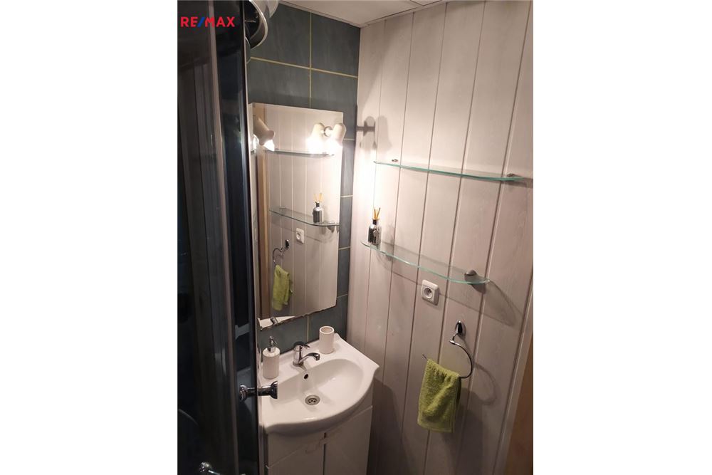 Prédio Habitacional - Apartamento - Most, Ústecký kraj - Czech Republic - 14 - 29234023-160