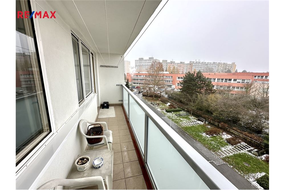 Résidentiel - Appartement - Praha 5, hl. m. Praha - Czech Republic - 14 - 29234019-793