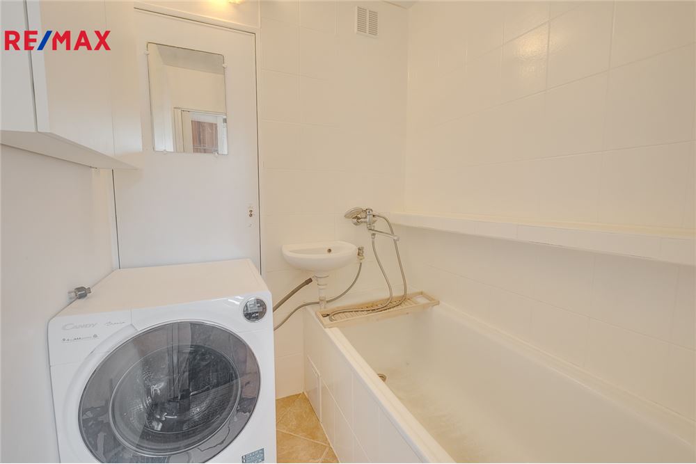 Residential - Condo/Apartment - Ústí nad Labem, Ústí nad Labem region - Czech Republic - 12 - 29288169-4