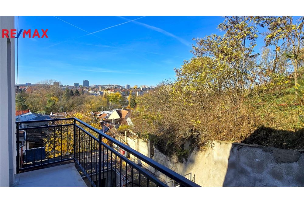 Residential - House - Brno, South Moravia region - Czech Republic - 5 - 29288199-93