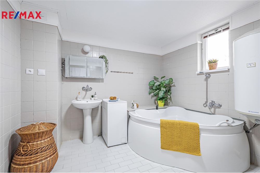 Residential - House - Damnice, South Moravia region - Czech Republic - 8 - 29288131-97