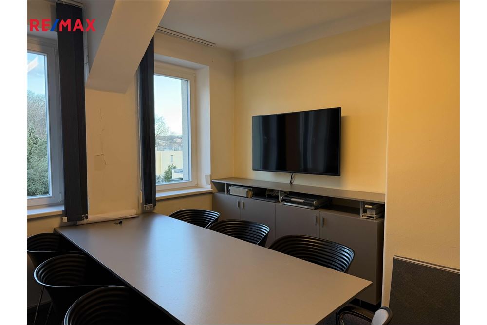 Commercial - Office Block - Prague 5, City of Prague - Czech Republic - 17 - 29234043-7