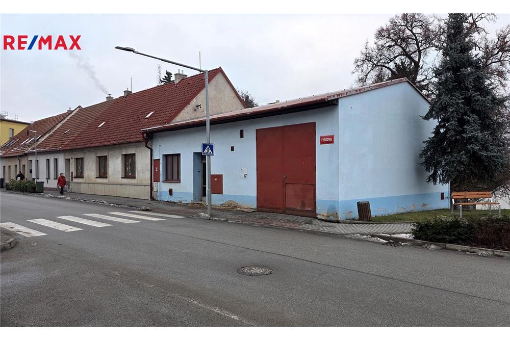 Commercial - Shopping Mall - Jaroměřice nad Rokytnou, Vysocina region - Czech Republic - 2 - 29229017-95