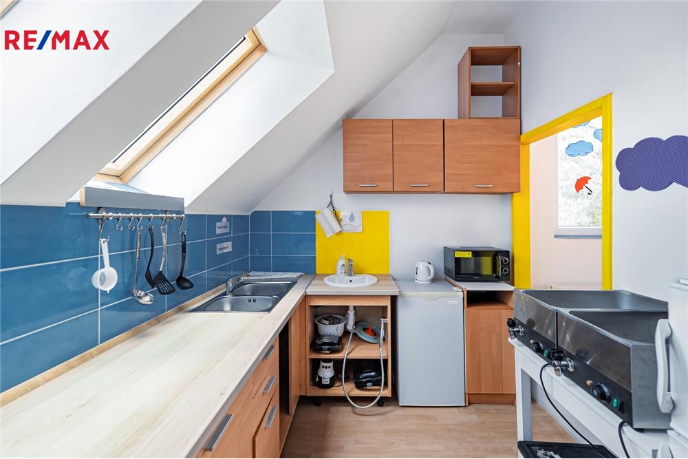 Residential - House - Úvaly, Stredocesky region - Czech Republic - 5 - 29288084-479