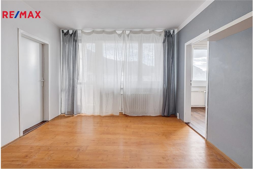 Residential - Condo/Apartment - Ústí nad Labem, Ústí nad Labem region - Czech Republic - 10 - 29288169-4