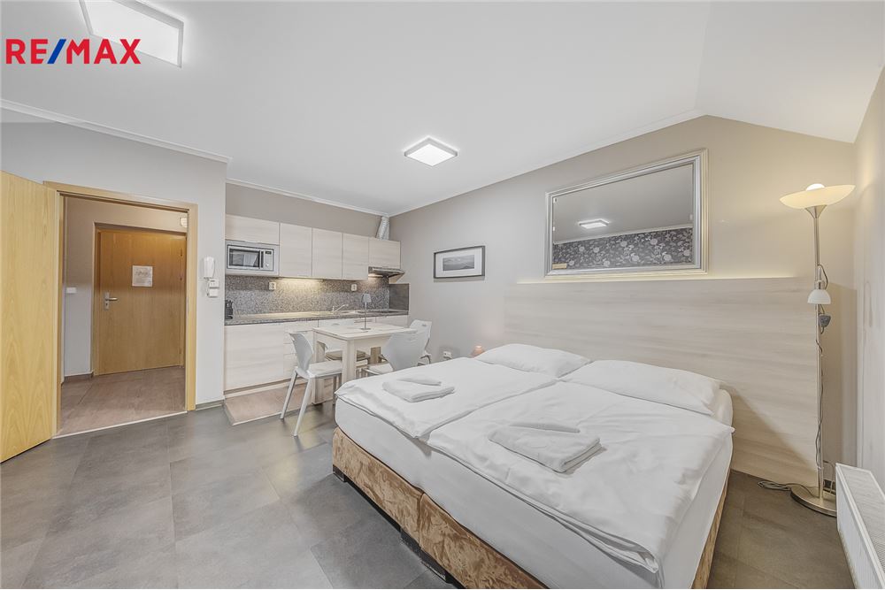 Residential - Condo/Apartment - Jablonec nad Nisou, Liberec region - Czech Republic - 5 - 29288132-84