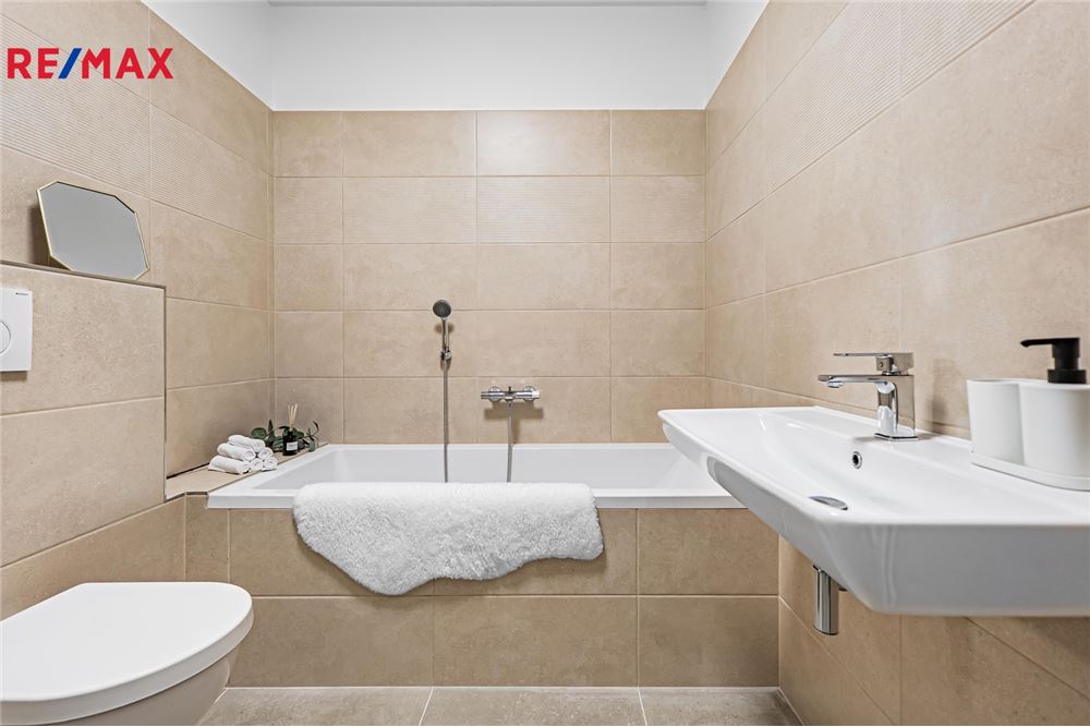 Résidentiel - Appartement - Husinec, Středočeský kraj - Czech Republic - 8 - 29288163-40