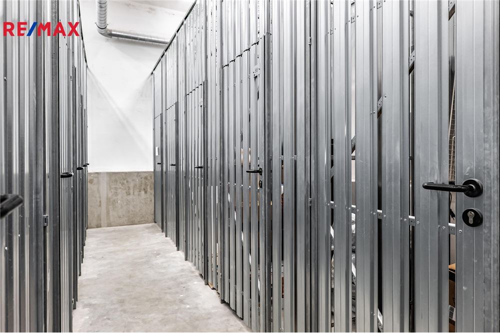 Commercial - Warehouse - Prague 10, City of Prague - Czech Republic - 2 - 29288163-28