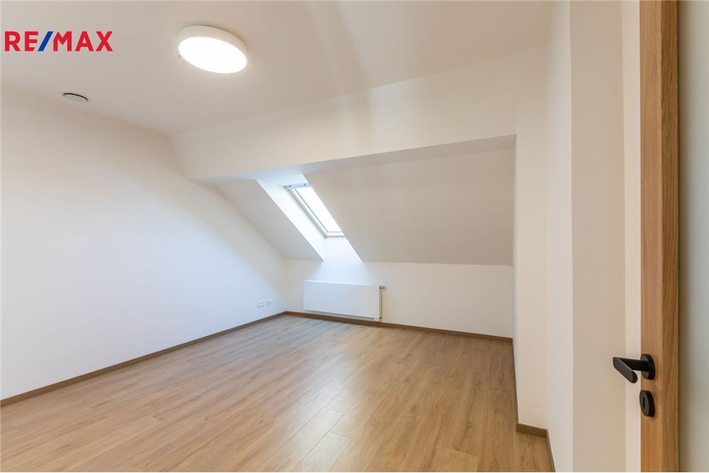 Residential - Condo/Apartment - Prague 8, City of Prague - Czech Republic - 6 - 29234030-323