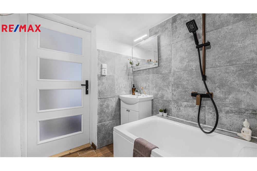 Residential - House - Jimlín, Ústí nad Labem region - Czech Republic - 4 - 29288082-163