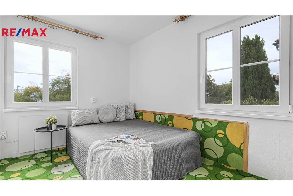 Residential - Condo/Apartment - Mníšek pod Brdy, Stredocesky region - Czech Republic - 4 - 29288082-157