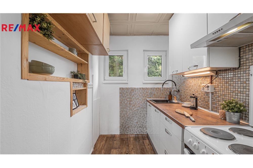 Residential - Condo/Apartment - Mníšek pod Brdy, Stredocesky region - Czech Republic - 1 - 29288082-157