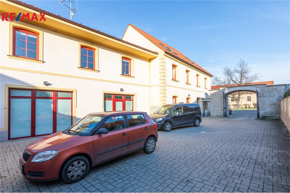 Commercial - Office Block - Roudnice nad Labem, Ústí nad Labem region - Czech Republic - 5 - 29234030-324