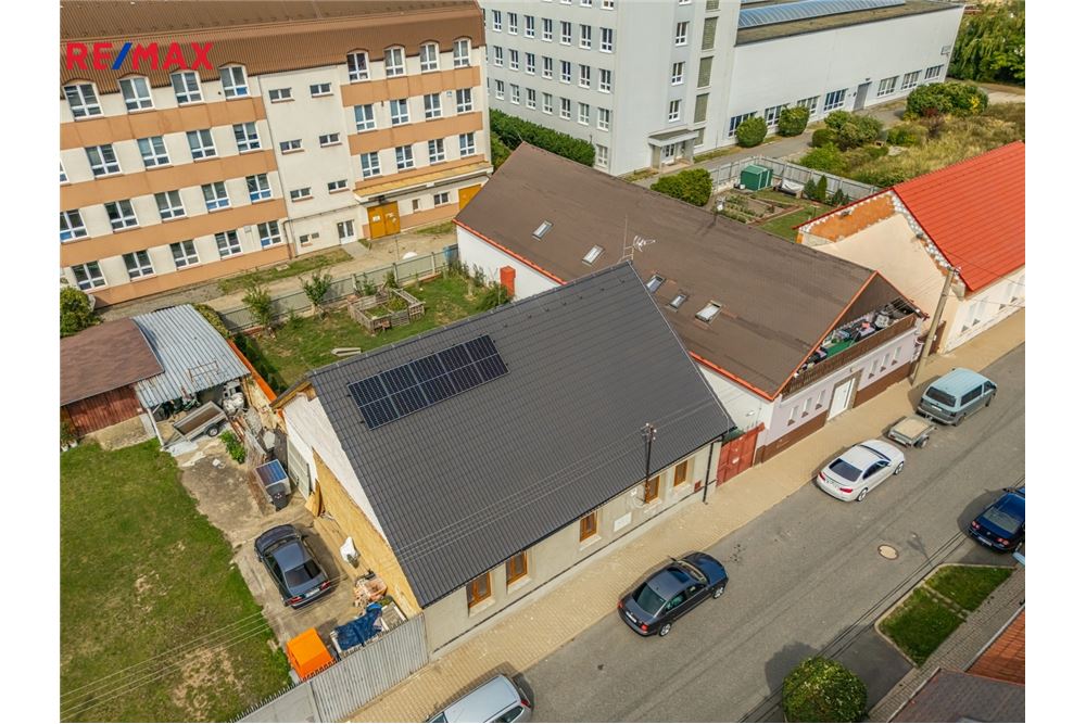 Residential - House - Kladno, Stredocesky region - Czech Republic - 1 - 29288171-6