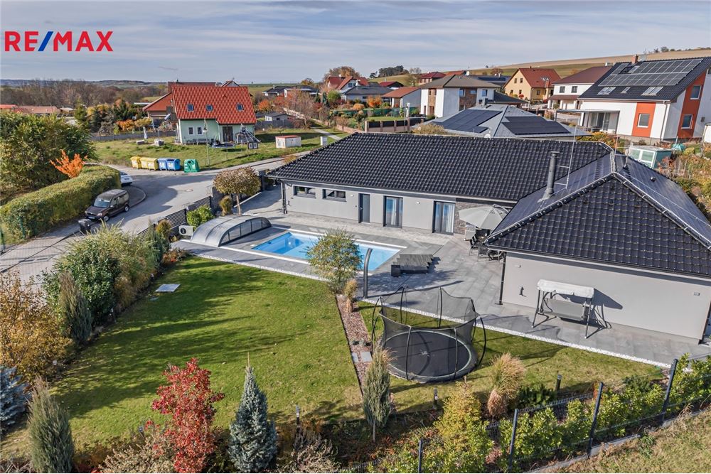 Residential - House - Kralovice, Stredocesky region - Czech Republic - 1 - 29288084-484