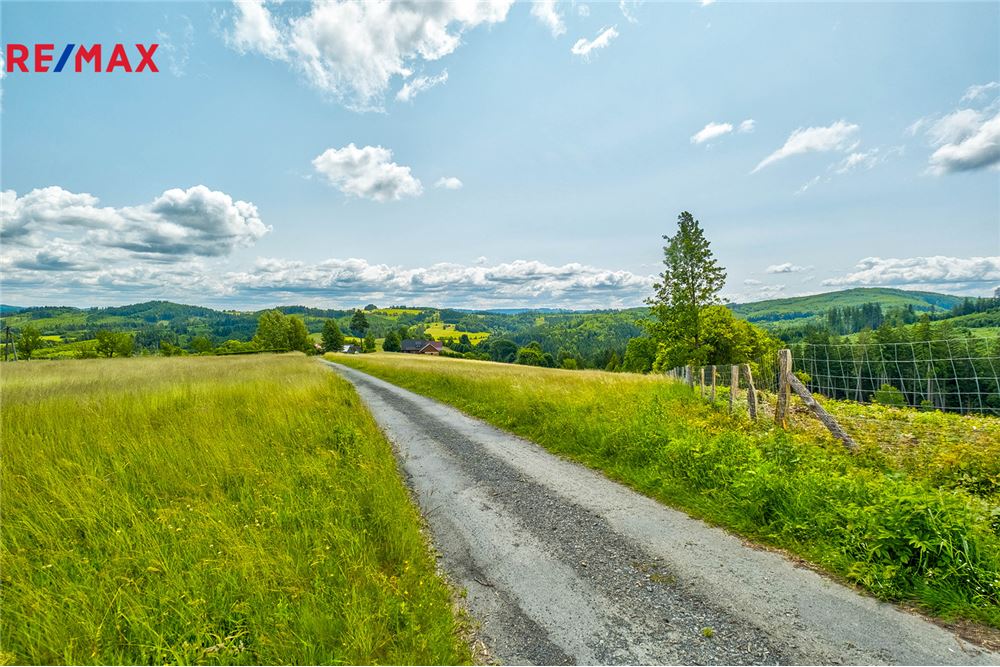 Commercial - Land - Mikulůvka, Zlín region - Czech Republic - 13 - 29288106-107