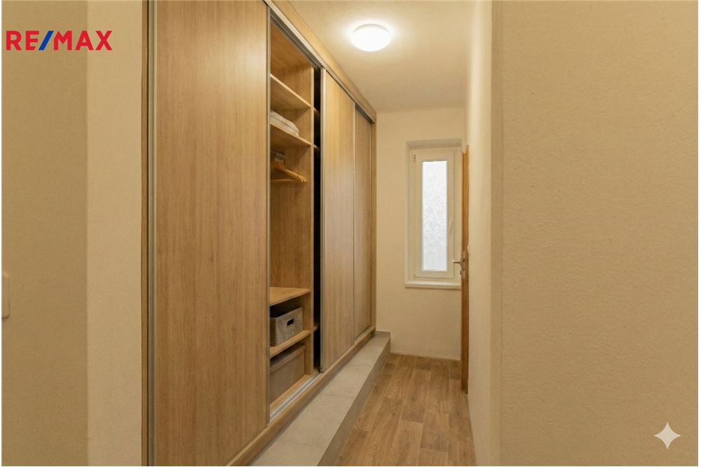 Residential - Condo/Apartment - Strakonice, Jihocesky region - Czech Republic - 9 - 29288155-8