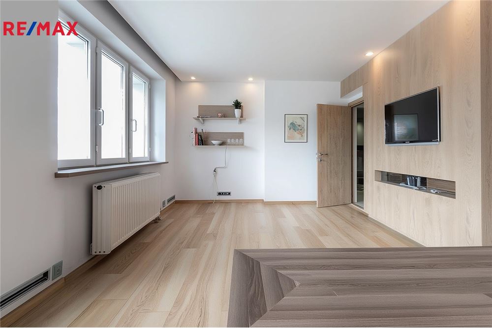 Residential - Condo/Apartment - Tlustice, Stredocesky region - Czech Republic - 9 - 29288132-68