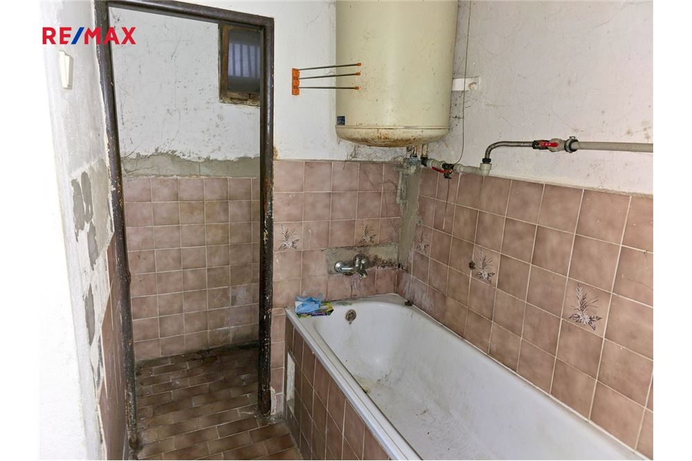 Residential - House - Nesovice, South Moravia region - Czech Republic - 7 - 29288199-248