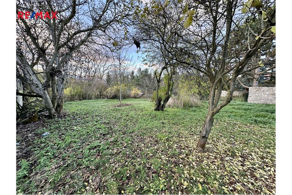 Commercieel - Grond - Unhošť, Středočeský kraj - Czech Republic - 1 - 29234019-784