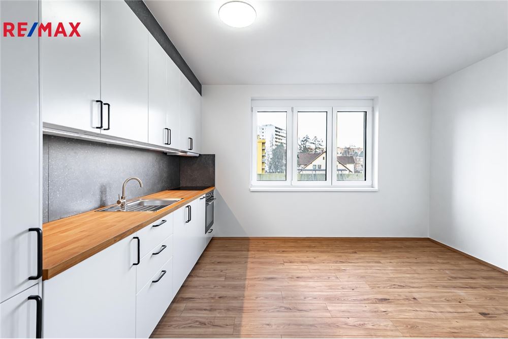 Residential - Condo/Apartment - Liberec, Liberec region - Czech Republic - 3 - 29288084-492