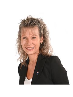Associate in Training - Francesca Andrea Valenti - RE/MAX Domus Consulting